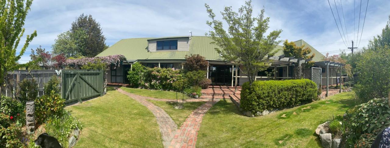 Twizel Central Studio Accommodation Exterior foto