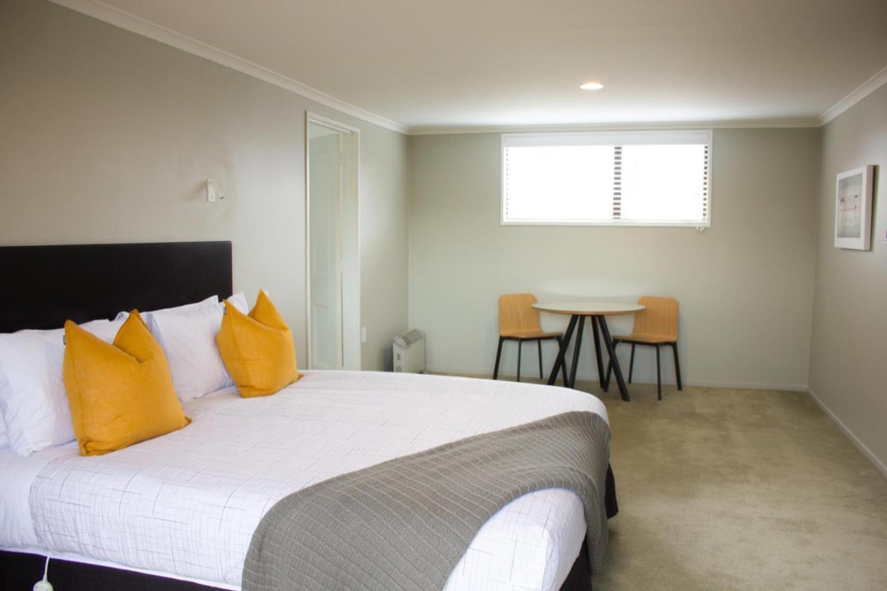 Twizel Central Studio Accommodation Exterior foto